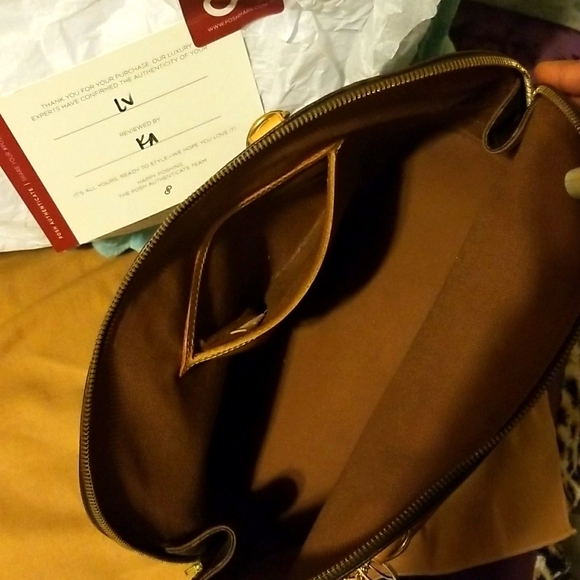 Louis Vuitton Monogram Alma PM - Picture 11 of 14